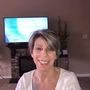 Meet your Posher, Phyllis